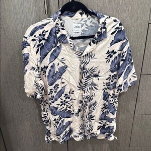 Zara Men's Blue and White Tropical Print Shirt